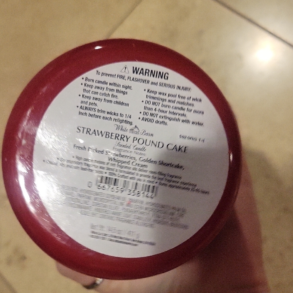White Barn Strawberry Pound Cake Candle - Red - Picture 4 of 4